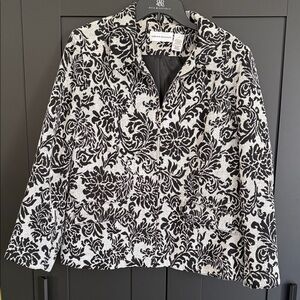 Alfred Dunner Black and White Patterned Blazer